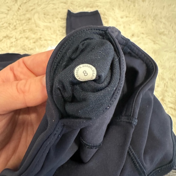 Navy lululemon leggings - Picture 3 of 4